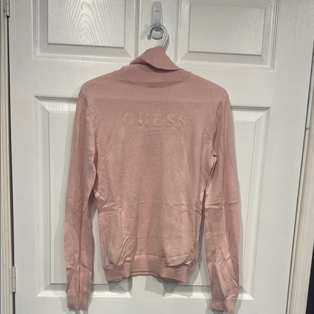 Pink Guess Long Sleeve Turtle Neck
Size Medium
NWT